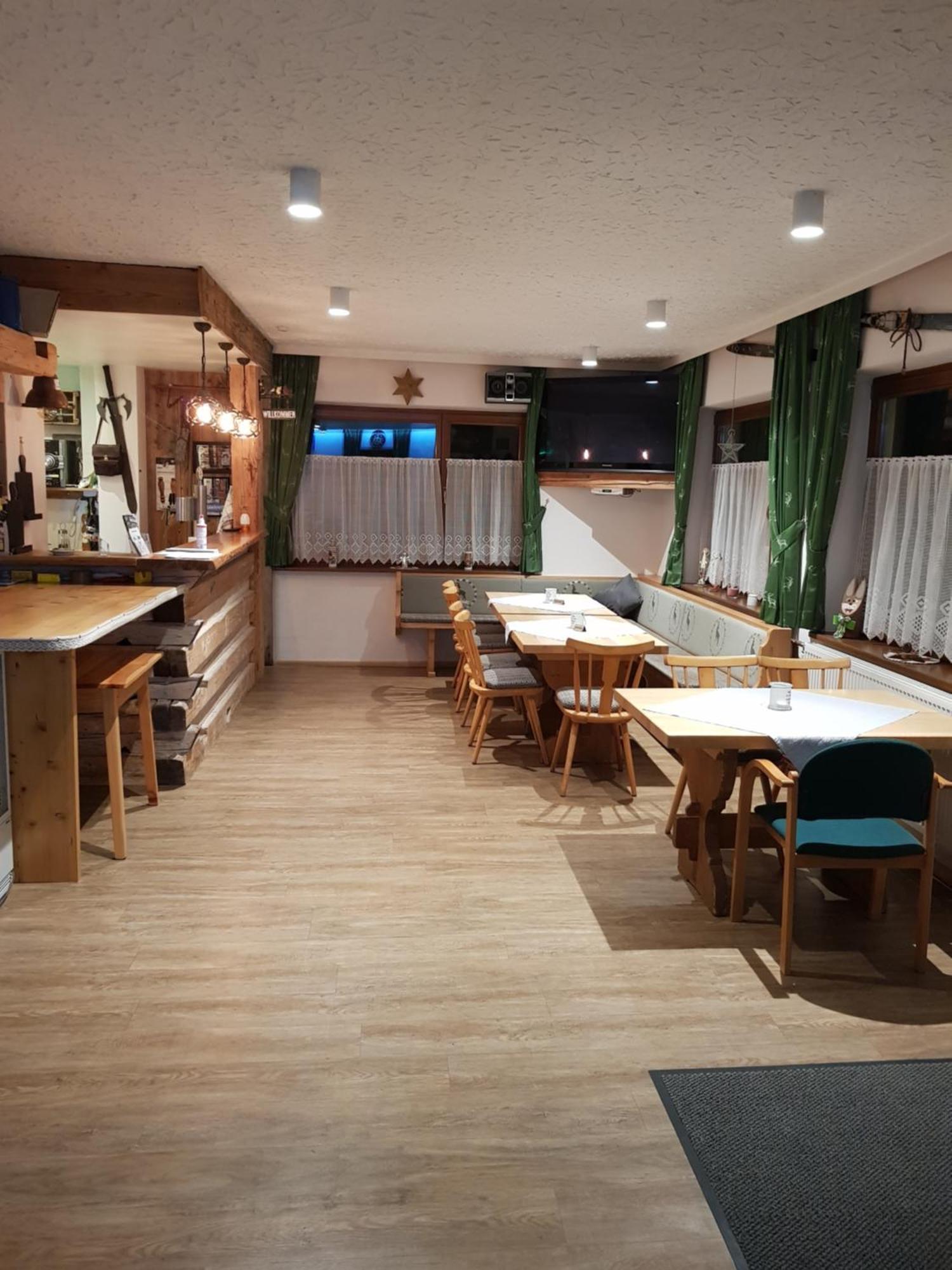 Tattoo Mit Restaurant Und Tattoo-studio Guest house